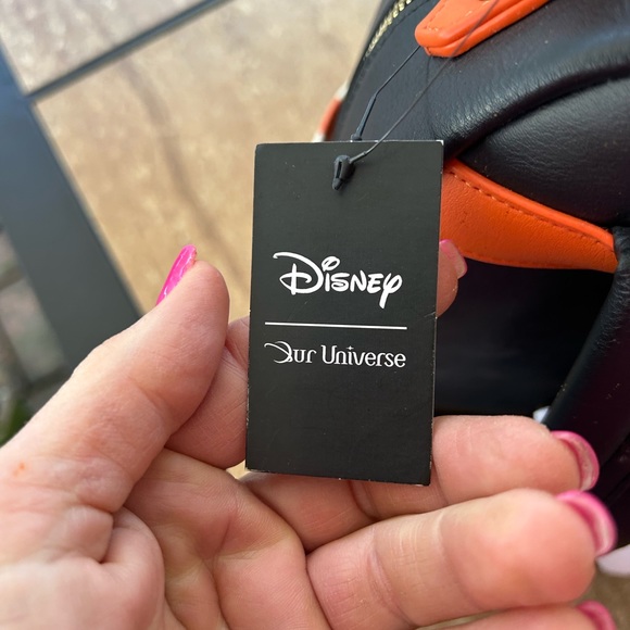 Loungefly - Picture 6 of 12